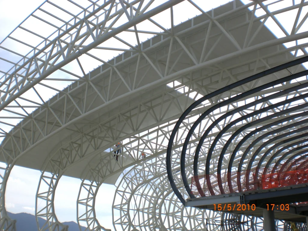 structuri metalice