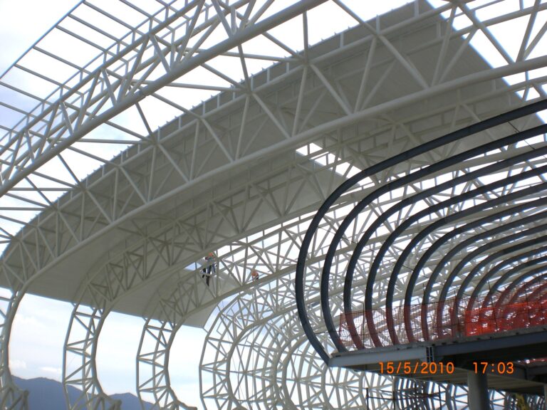 structuri metalice