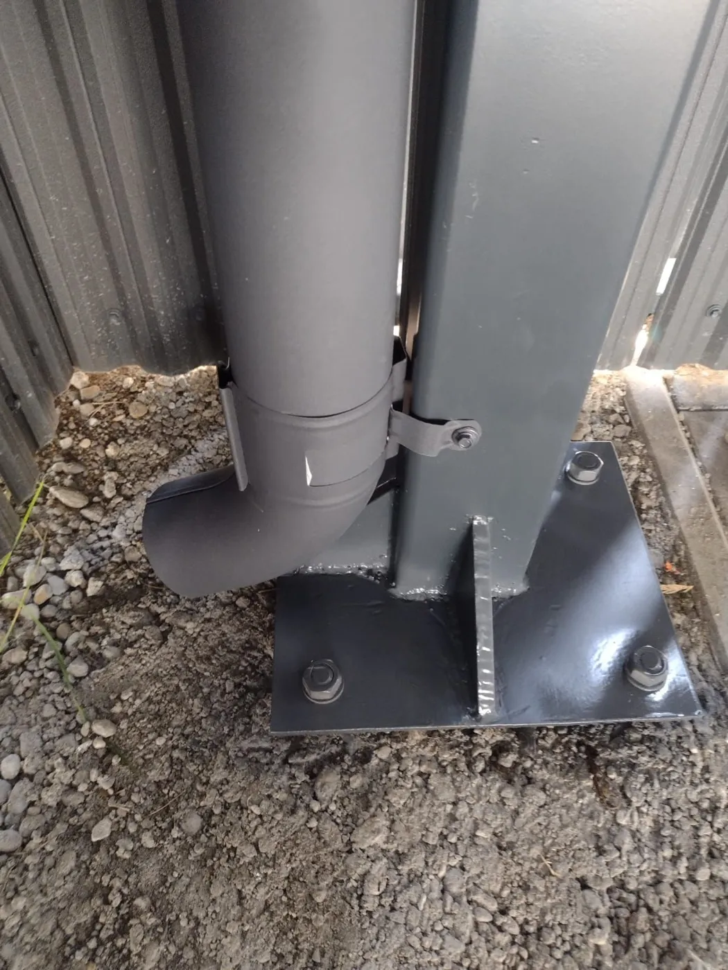 Copertină metalică din oțel vopsit antracit
