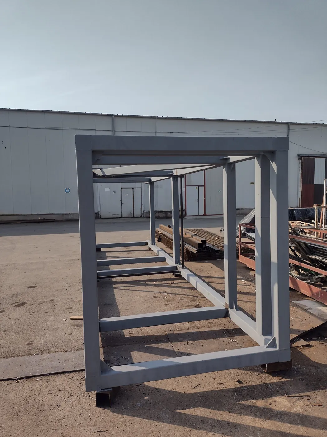 Structură metalică pentru ascensor, detaliu de cadru